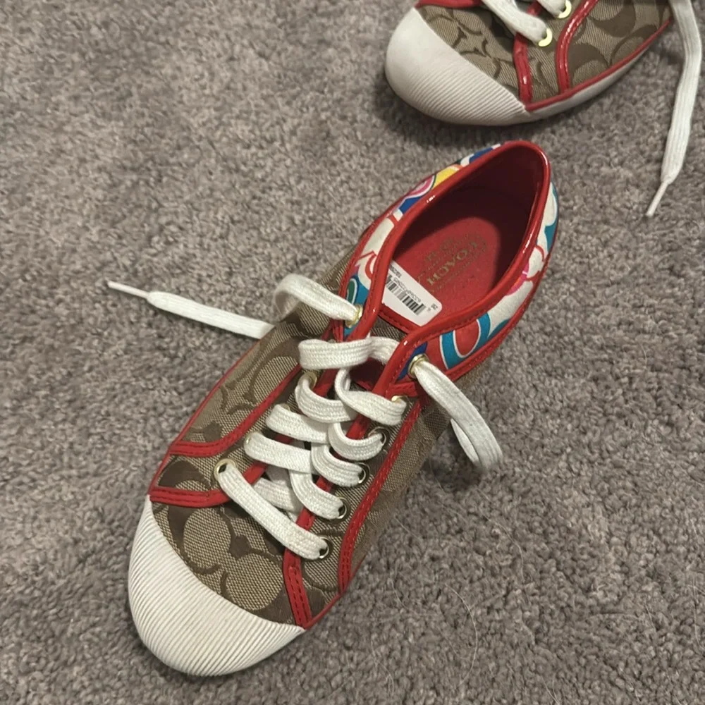 Coach Zorra Signature C Canvas Logo Red Khaki Brown
Sneakers Tennis Shoes 7. - Picture 6 of 9